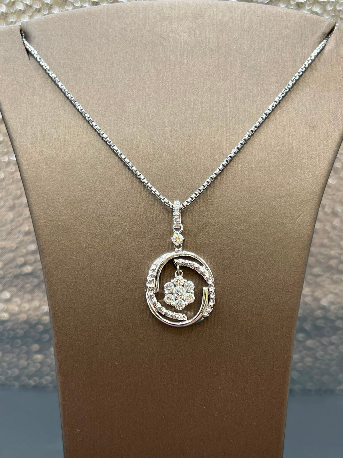 18K White Gold Swirl Diamond Flower Pendant Necklace
