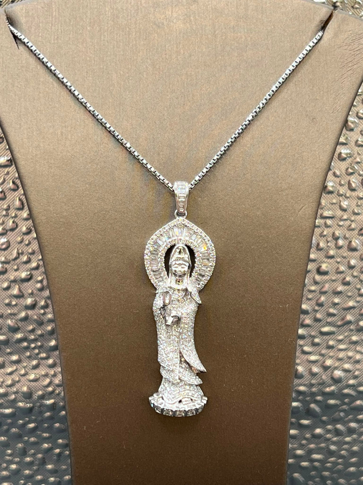 18K White Gold Guan Yin Diamond Halo Pendant Necklace